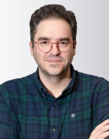 George Tsiakas